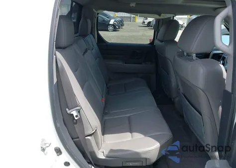 2011 Honda Ridgeline Rtl z USA, uszkodzony, nr VIN 5FPYK1F59BB007577